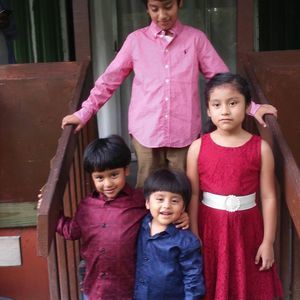 Meet your Posher, Veronica